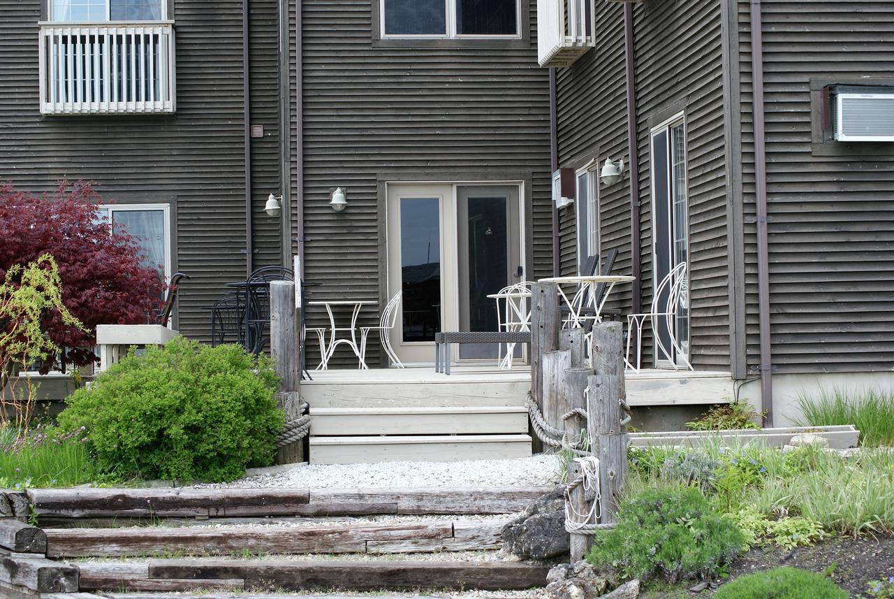Inn On The Harbour And Telegraph House Port Stanley Exterior photo