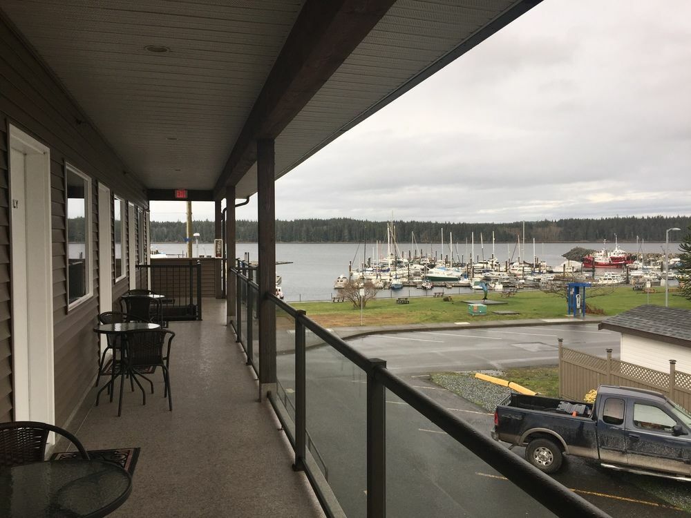 Inn On The Harbour And Telegraph House Port Stanley Exterior photo